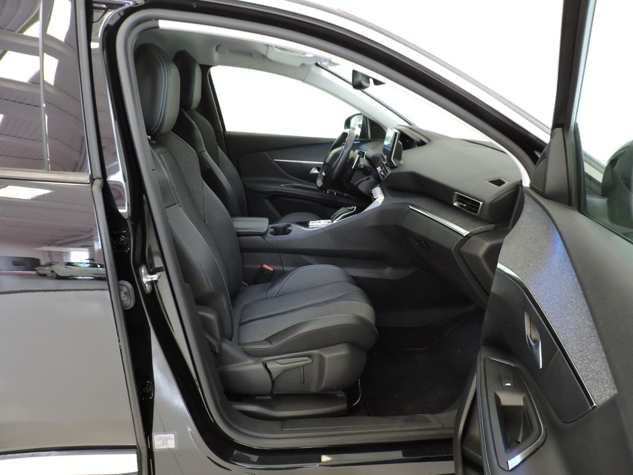 Peugeot 3008 1.5 BlueHDi 96kW SS Allure Pack EAT8 - Foto 10