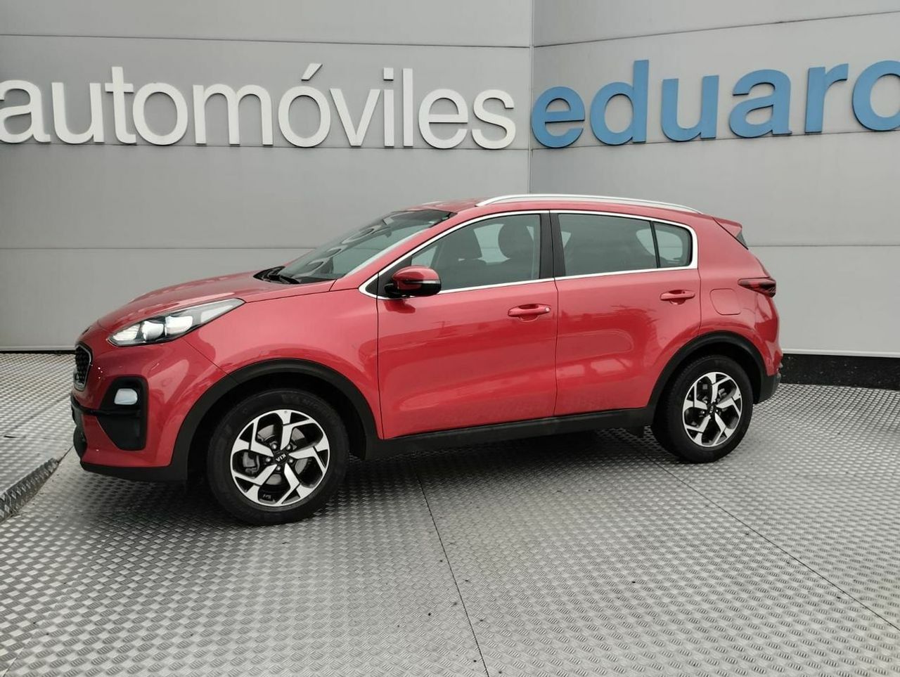 Kia Sportage 1.6 MHEV GT Line Essential 136CV DCT 4X2 - Foto 4