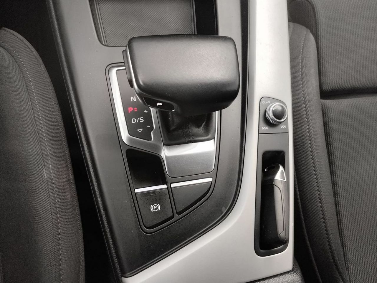 Audi A4 Avant Advanced 30 TDI 100kW S tronic - Foto 13