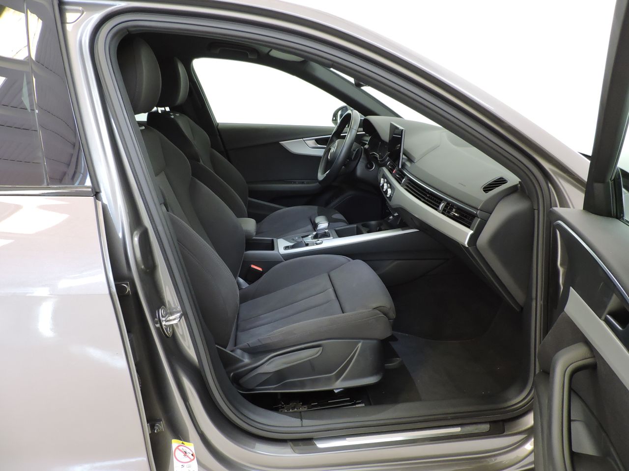 Audi A4 Avant Advanced 30 TDI 100kW S tronic - Foto 10