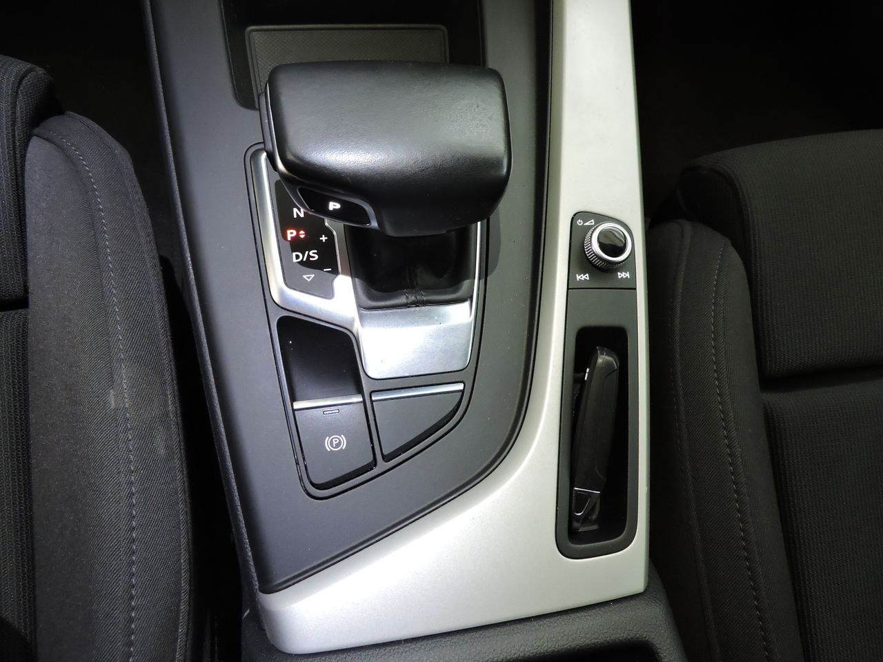 Audi A4 Avant Advanced 30 TDI 100kW S tronic - Foto 14