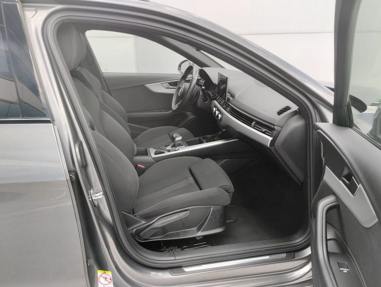 Audi A4 Avant Advanced 30 TDI 100kW S tronic - Foto 10