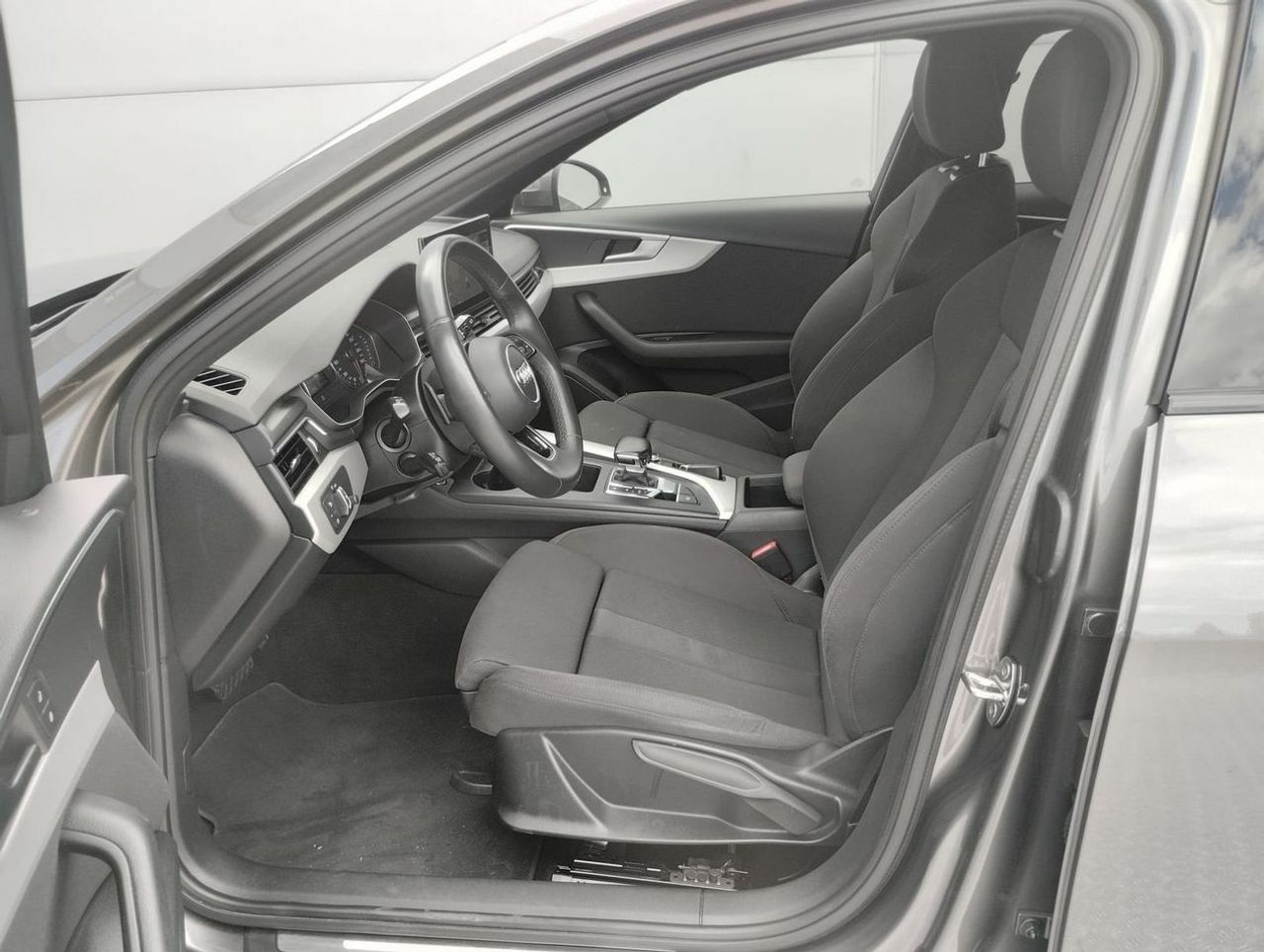 Audi A4 Avant Advanced 30 TDI 100kW S tronic - Foto 9