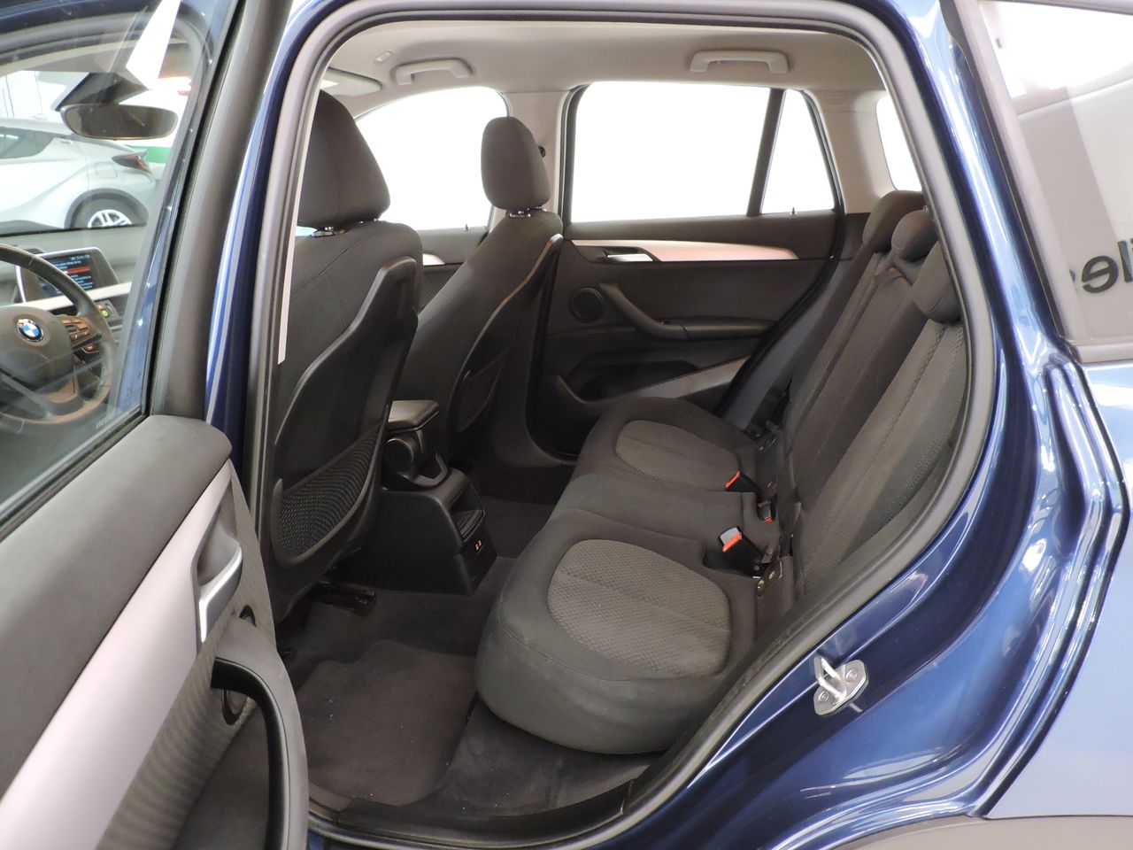 BMW X1 sDrive18i - Foto 11