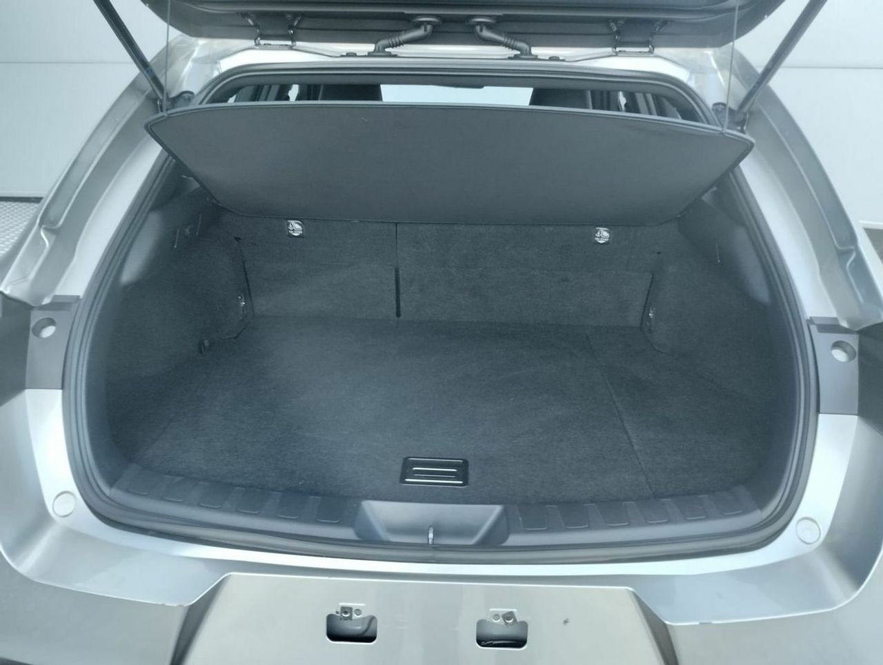 Lexus UX 2.0 250h Business - Foto 16