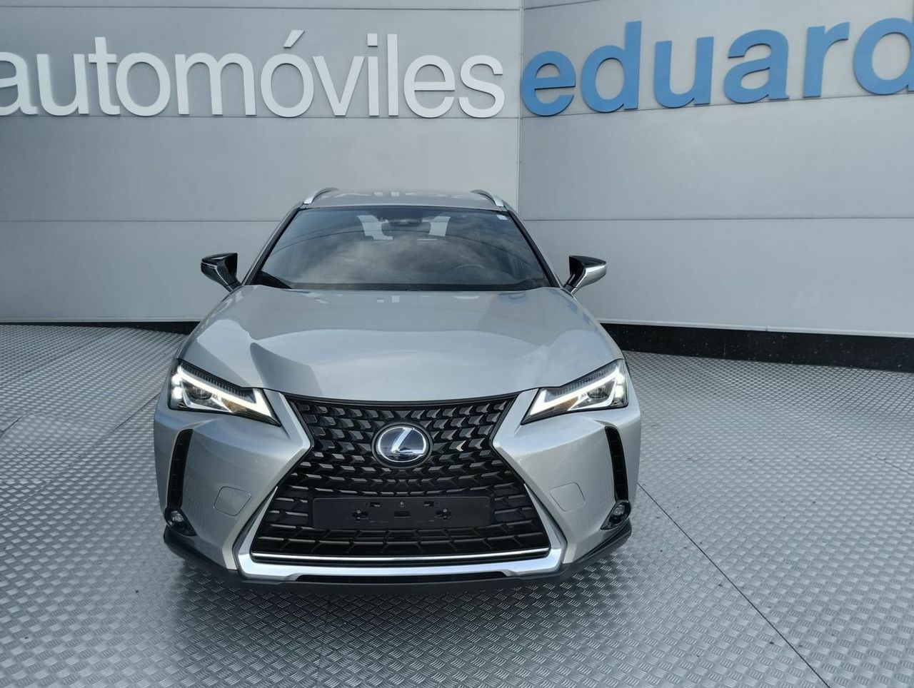 Lexus UX 2.0 250h Business - Foto 3