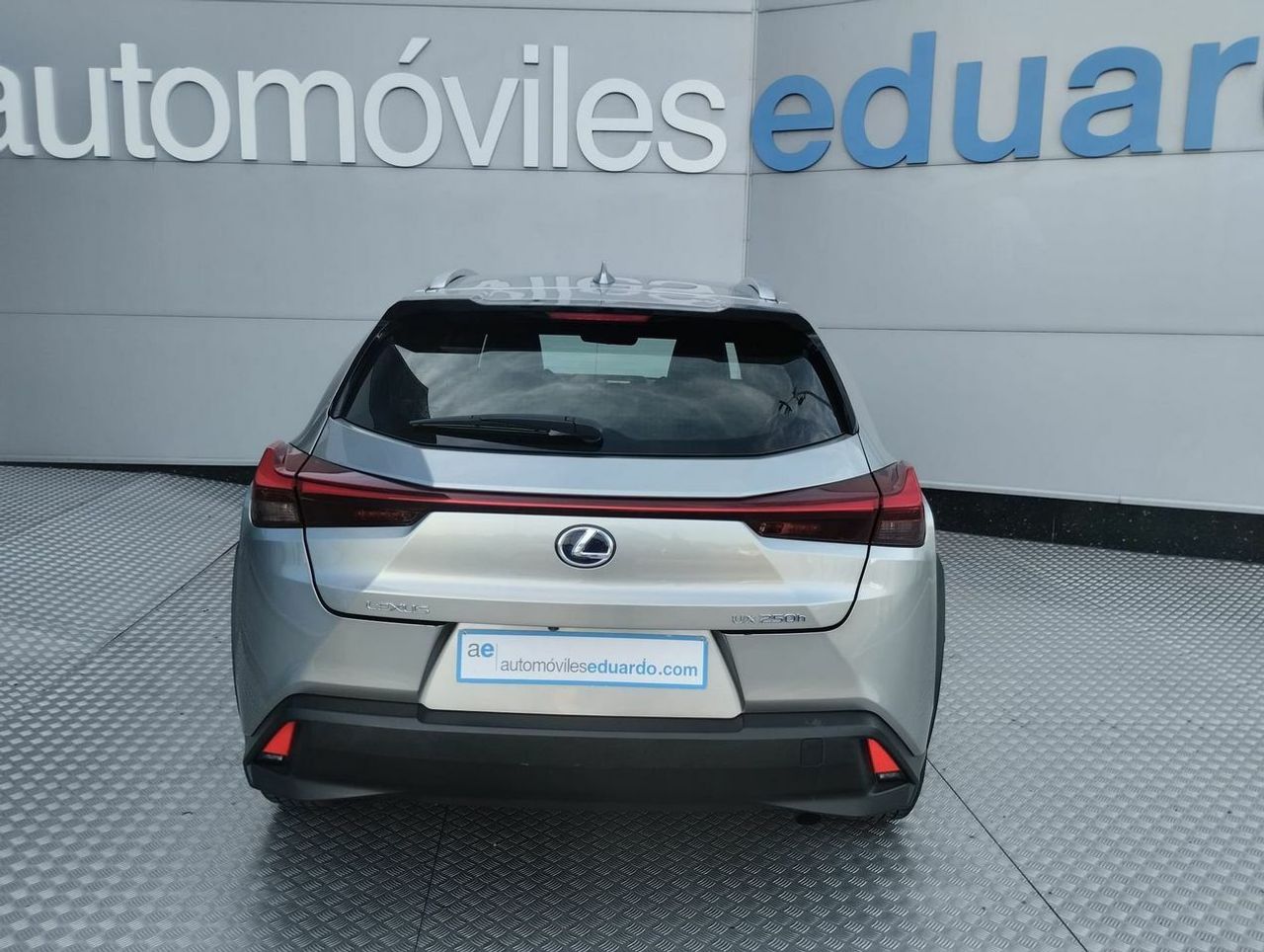 Lexus UX 2.0 250h Business - Foto 6