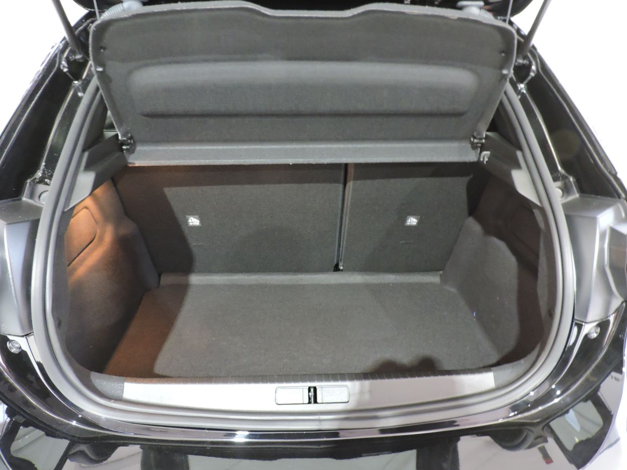 Opel Corsa GS 1.2T XHL HYBRID eDCT6 S/S 100CV - Foto 16