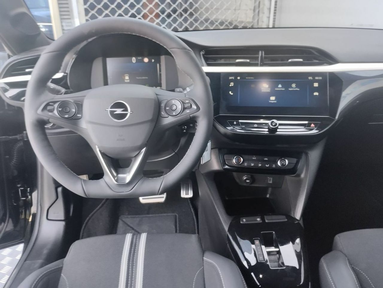 Opel Corsa GS 1.2T XHL HYBRID eDCT6 S/S 100CV - Foto 8