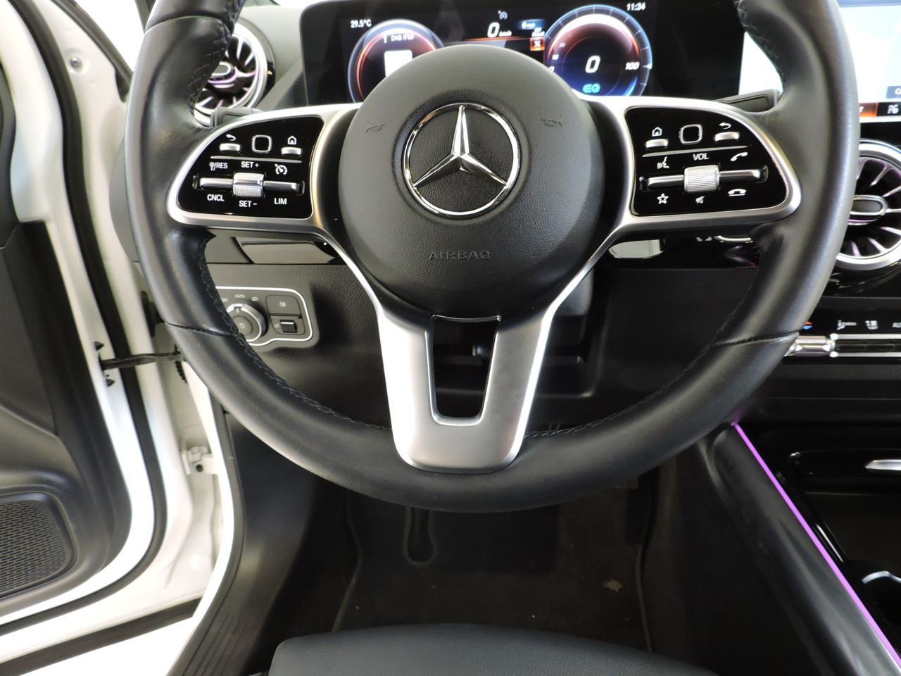 Mercedes EQA EQA 300 4MATIC - Foto 12