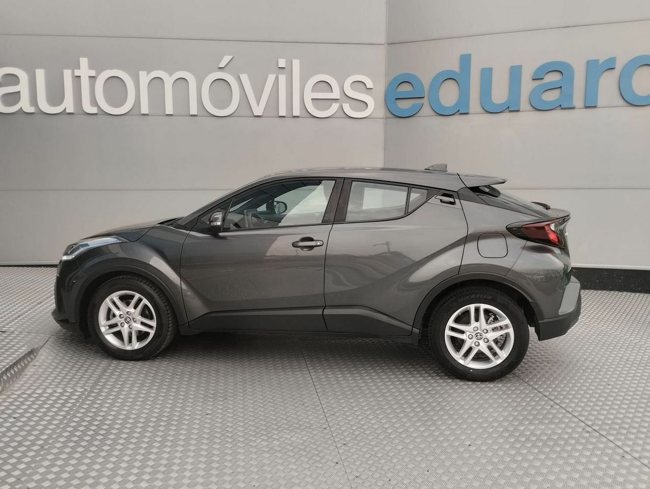 Toyota C-HR 1.8 125H Advance - Foto 7