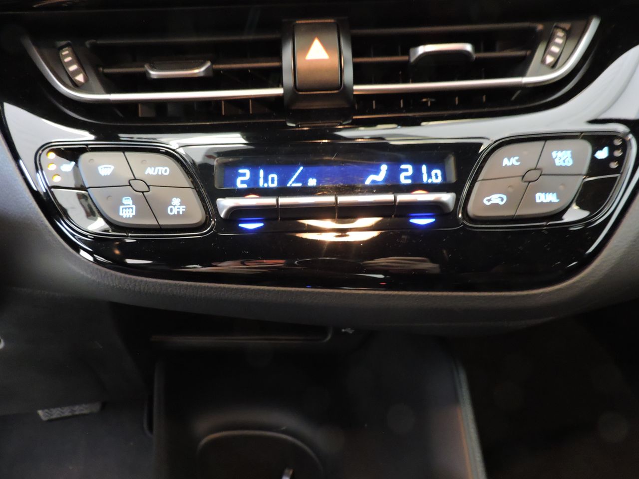 Toyota C-HR 1.8 125H Advance - Foto 13