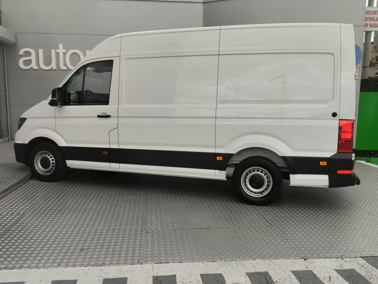 Volkswagen Crafter 35 Furgon BM TN L3H2 2.0TDI 103kW140CV - Foto 6