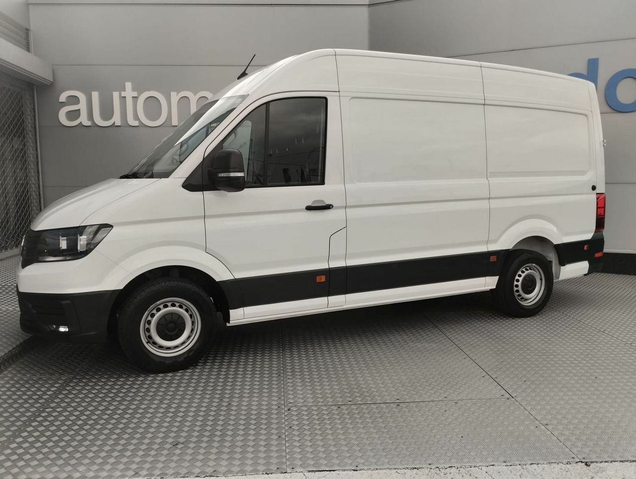 Volkswagen Crafter 35 Furgon BM TN L3H2 2.0TDI 103kW140CV - Foto 4