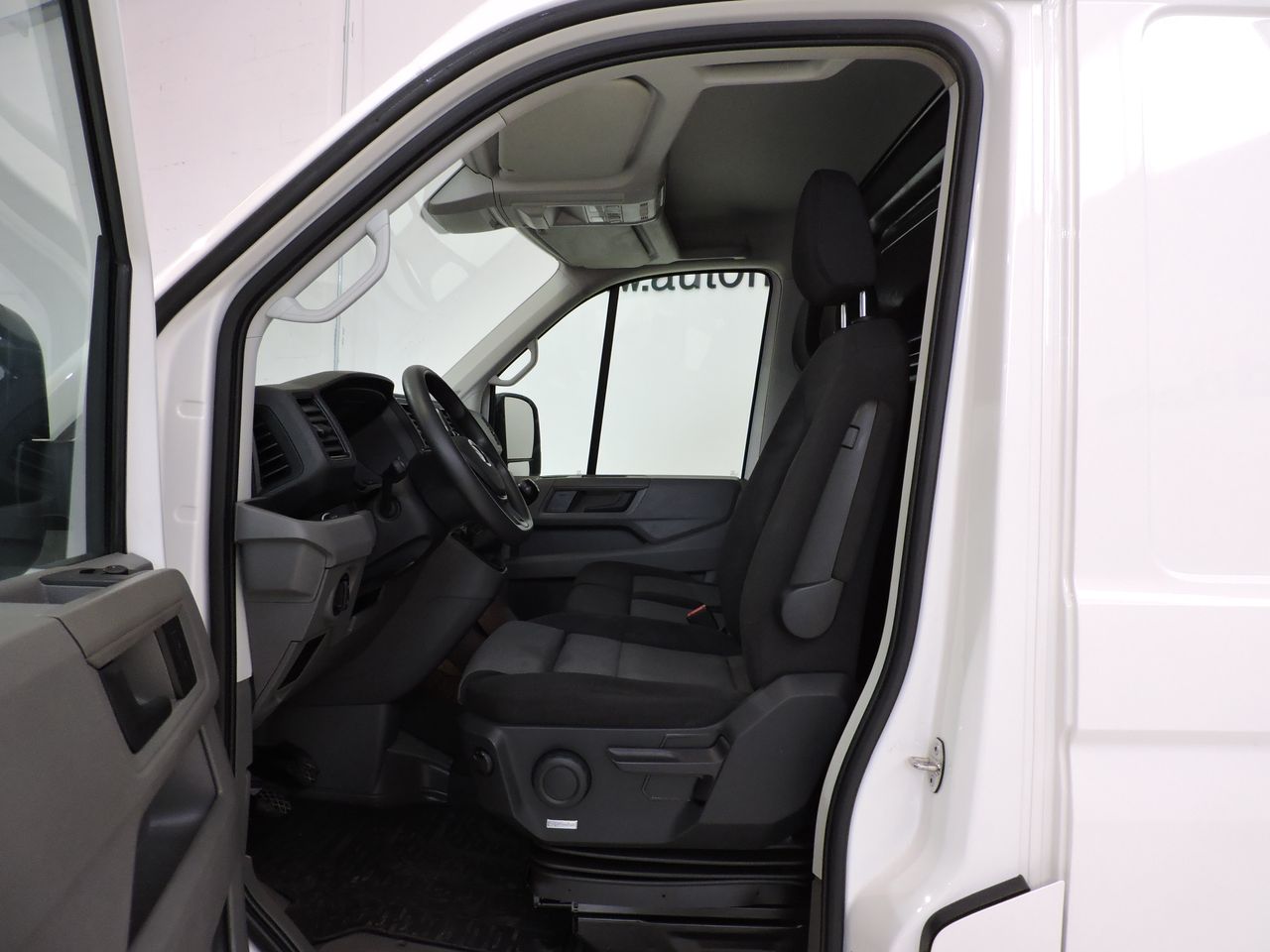 Volkswagen Crafter 35 Furgon BM TN L3H2 2.0TDI 103kW140CV - Foto 9