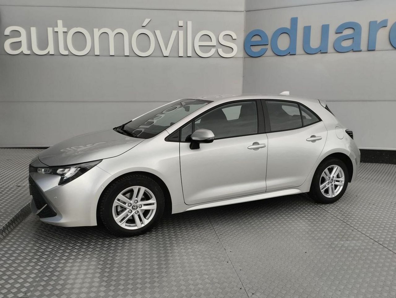 Toyota Corolla 1.8 125H BUSINESS ECVT - Foto 4