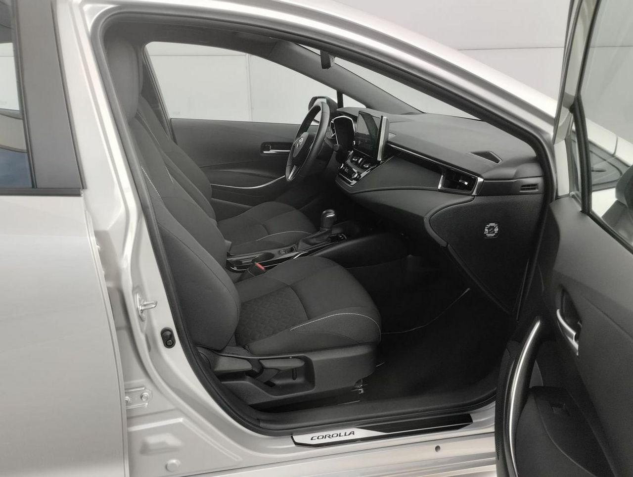 Toyota Corolla 1.8 125H BUSINESS ECVT - Foto 10