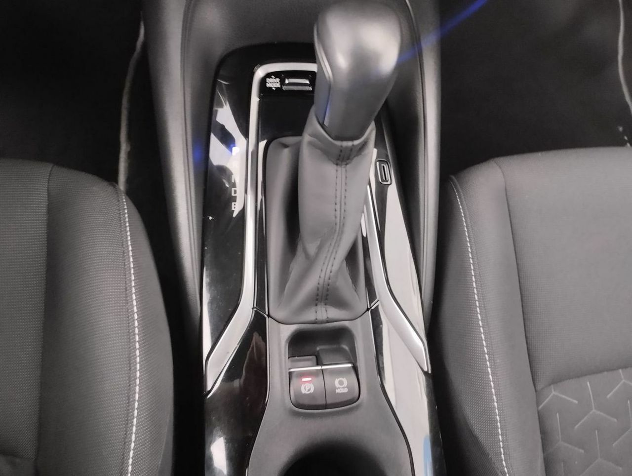 Toyota Corolla 1.8 125H BUSINESS ECVT - Foto 14