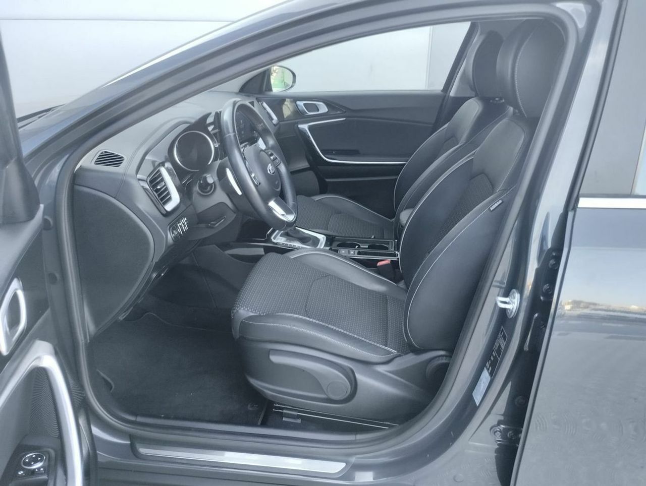 Kia XCeed 1.6 GDi PHEV 141cv eDrive - Foto 9