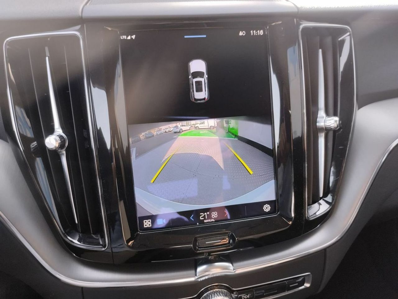 Volvo XC60 2.0 B4 D Momentum Pro Auto - Foto 11