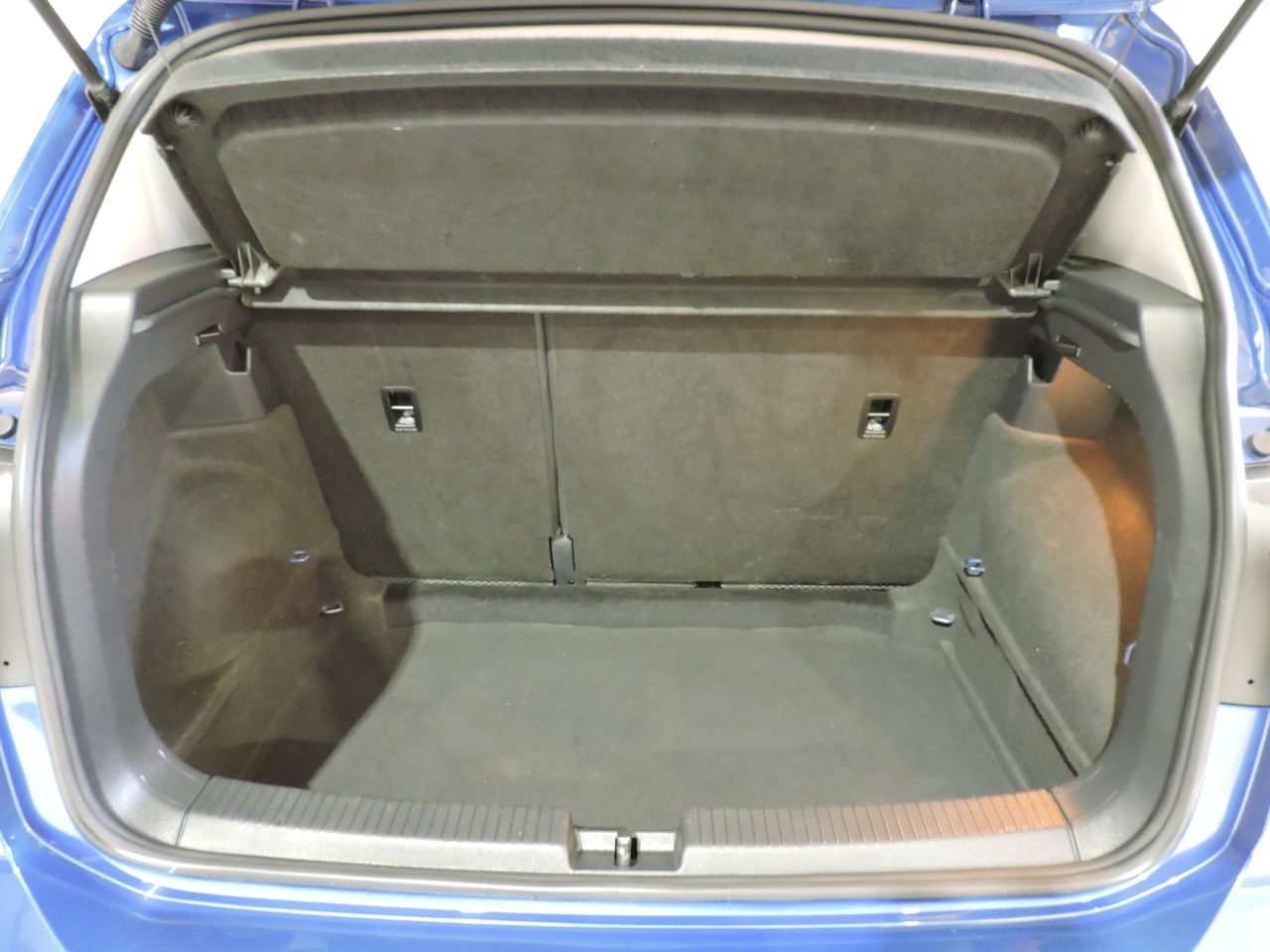 Volkswagen T-Cross Edition 1.0 TSI 70kW 95CV - Foto 13