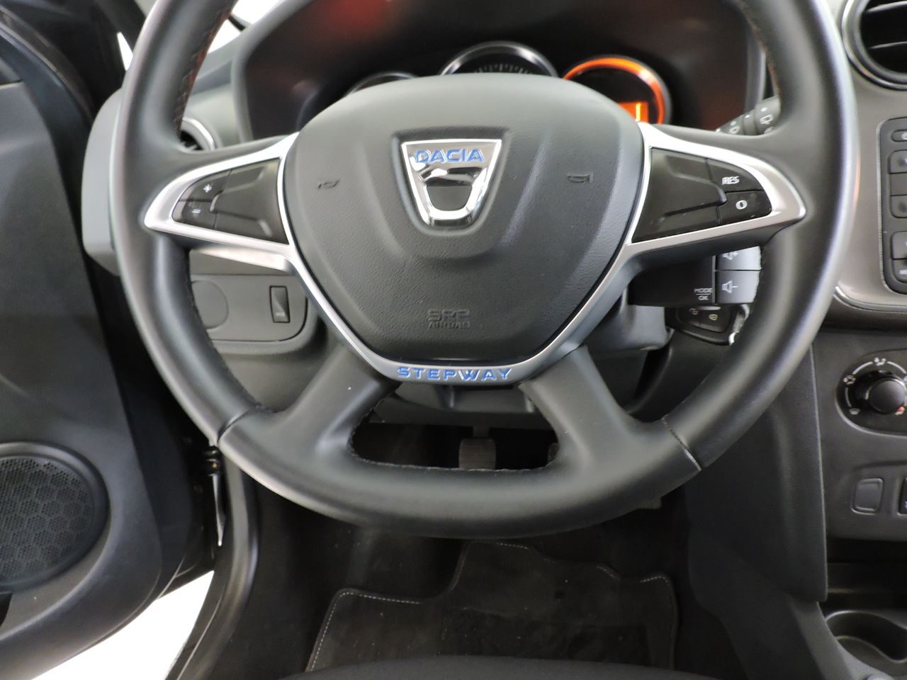 Dacia Sandero Essential TCE 66kW 90CV  GLP - Foto 12