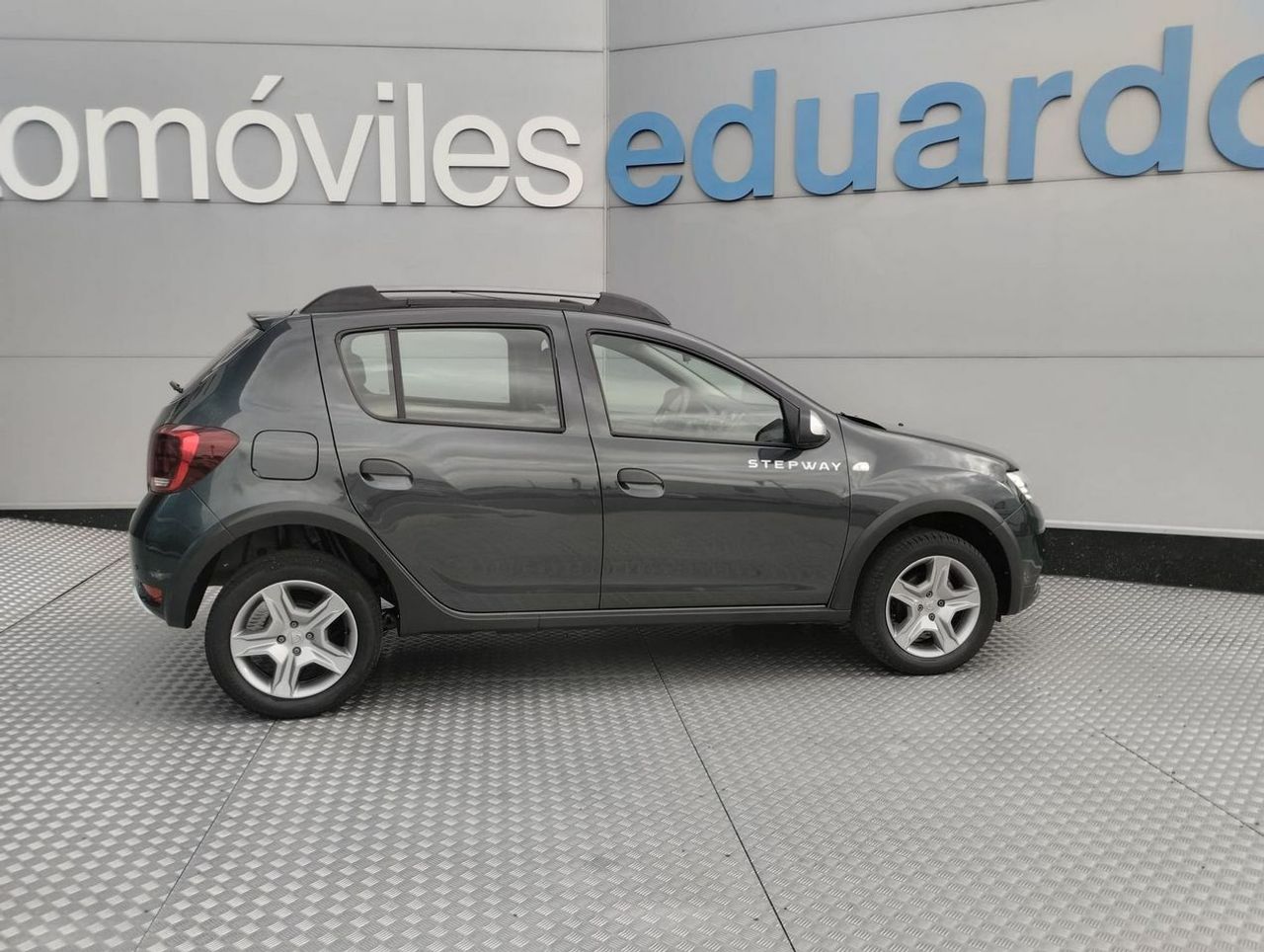 Dacia Sandero Essential TCE 66kW 90CV  GLP - Foto 5