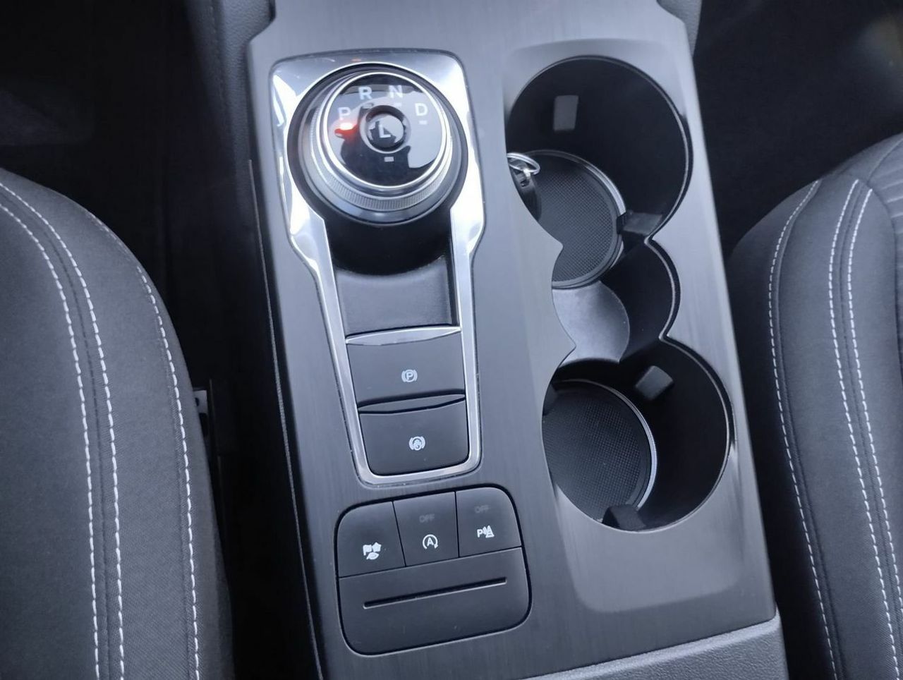 Ford Kuga Titanium 1.5 EcoBlue 88kW 120CV Auto  - Foto 13