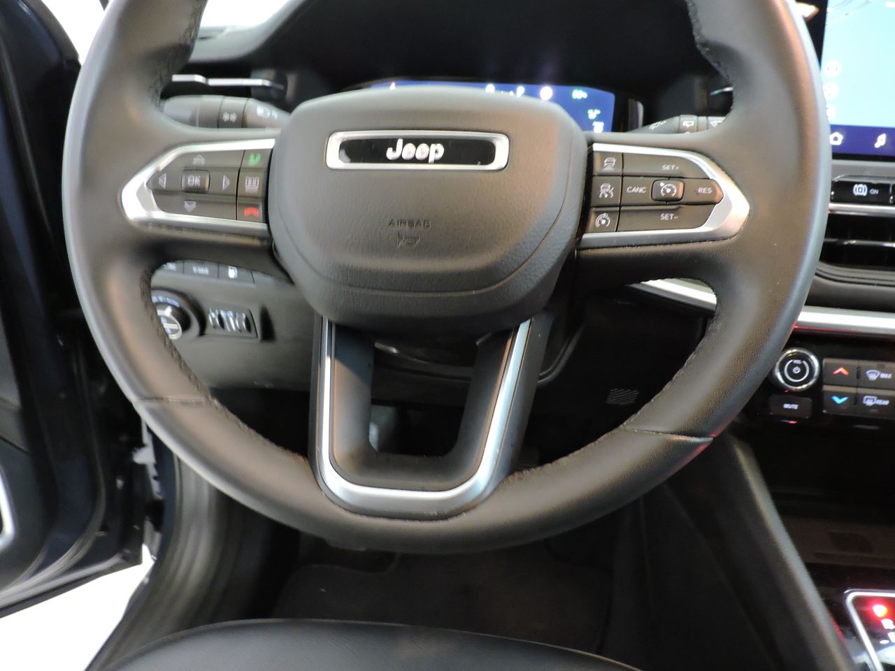 Jeep Compass 1.3 T4 PHEV 190CV BUSINESS PLUS 4XE AUTO - Foto 12