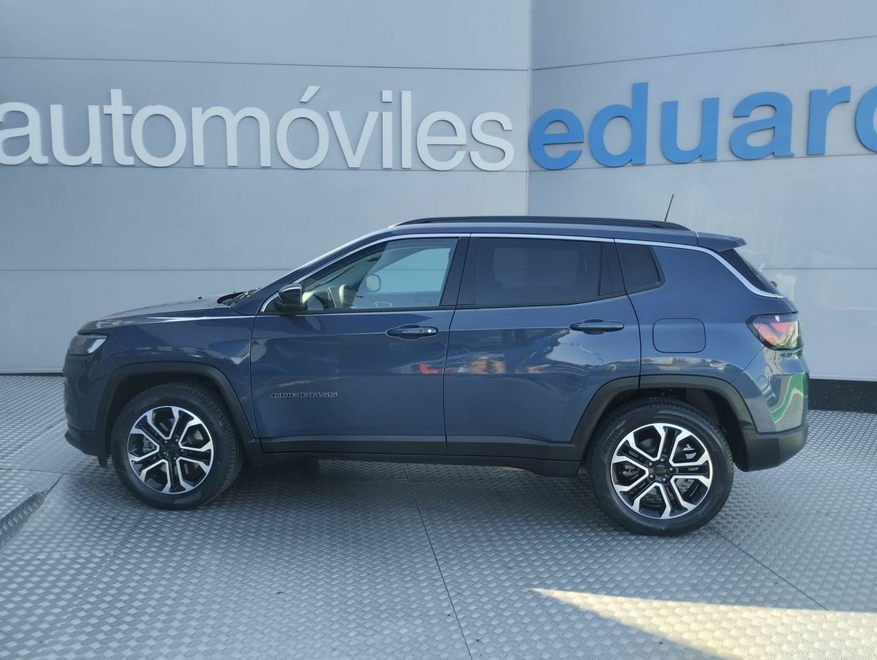 Jeep Compass 1.3 T4 PHEV 190CV BUSINESS PLUS 4XE AUTO - Foto 7