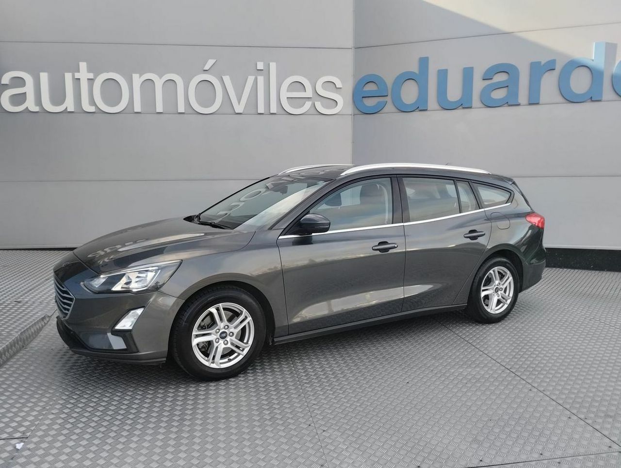 Ford Focus 1.0 Ecoboost ASS 100 Trend Sportbreak  - Foto 4