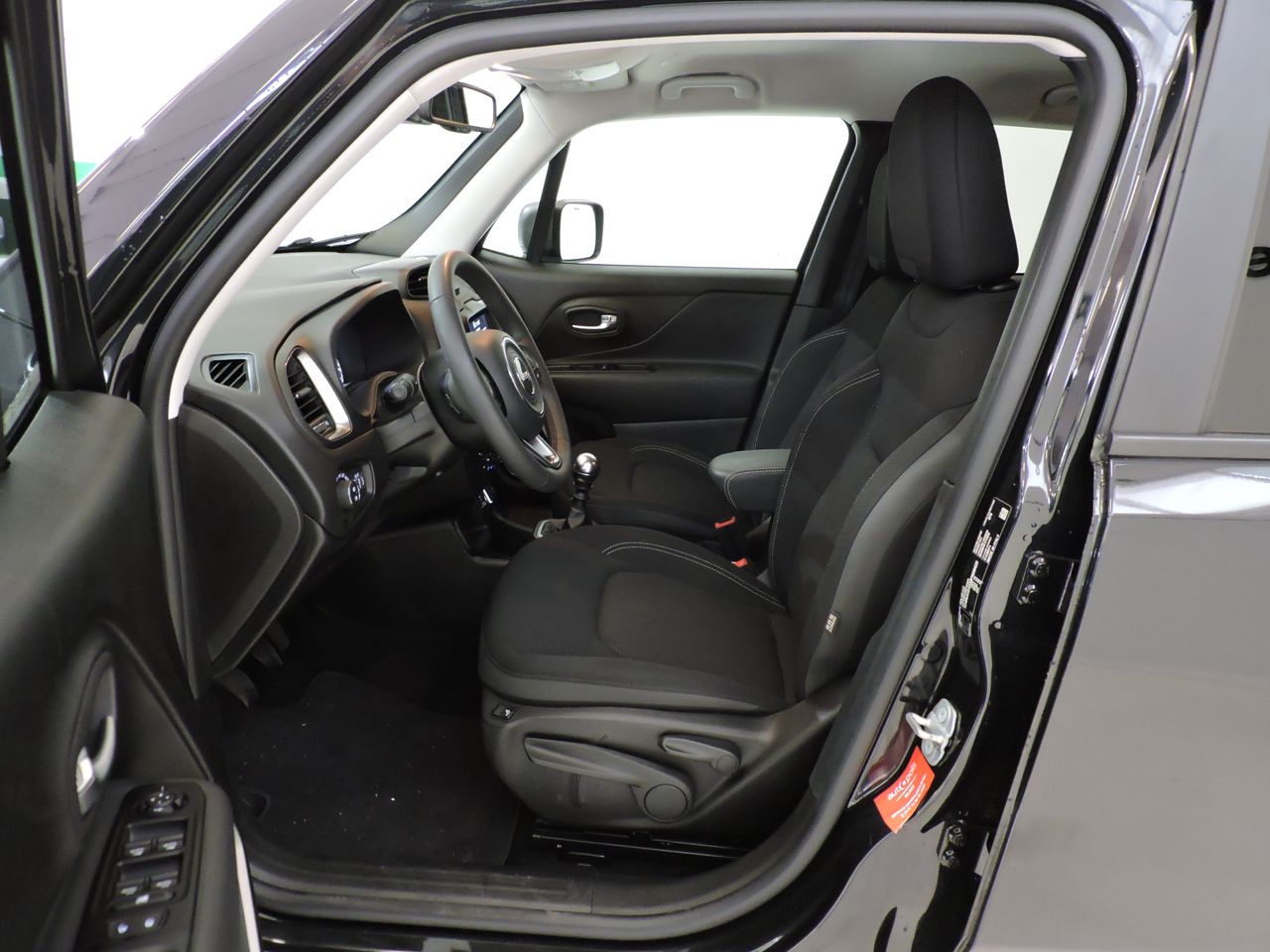 Jeep Renegade Limited 1.0G 88kW 120CV 4x2 - Foto 9