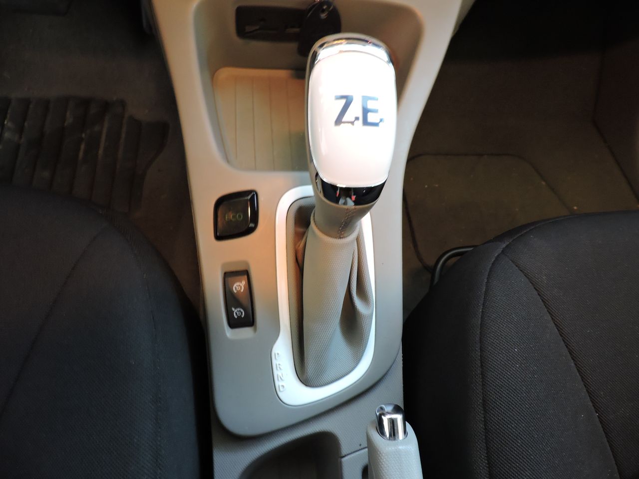 Renault Zoe Life R240 - Foto 14
