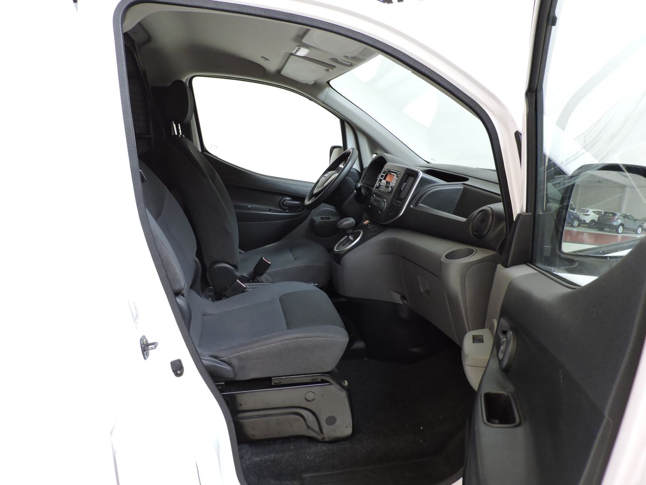 Nissan e-NV200 Electrica BASIC P Plus Mam Furgon 109 cv - Foto 9