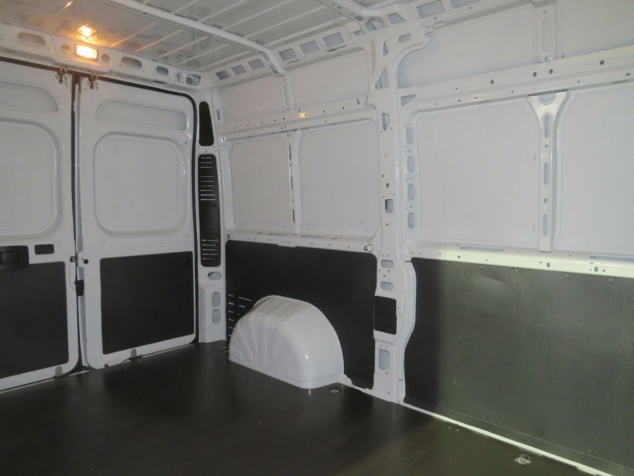 Opel Movano Furgon Base L2H2 3.5T 2.2 BlueHDi 88kW - Foto 7