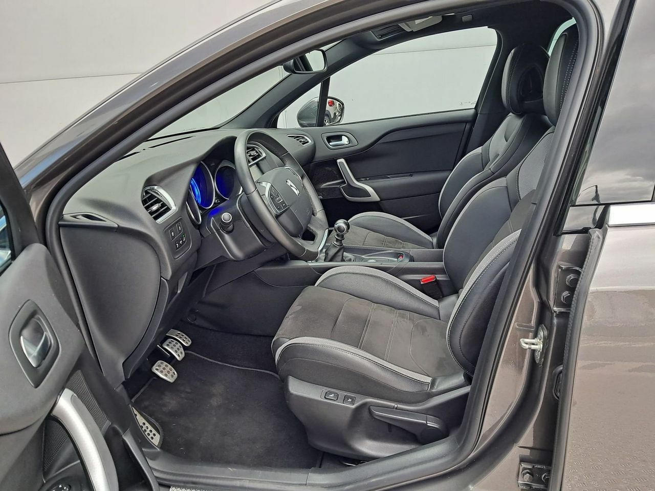 DS DS 4 1.2 PureTech 96kW 130CV SS Style - Foto 14