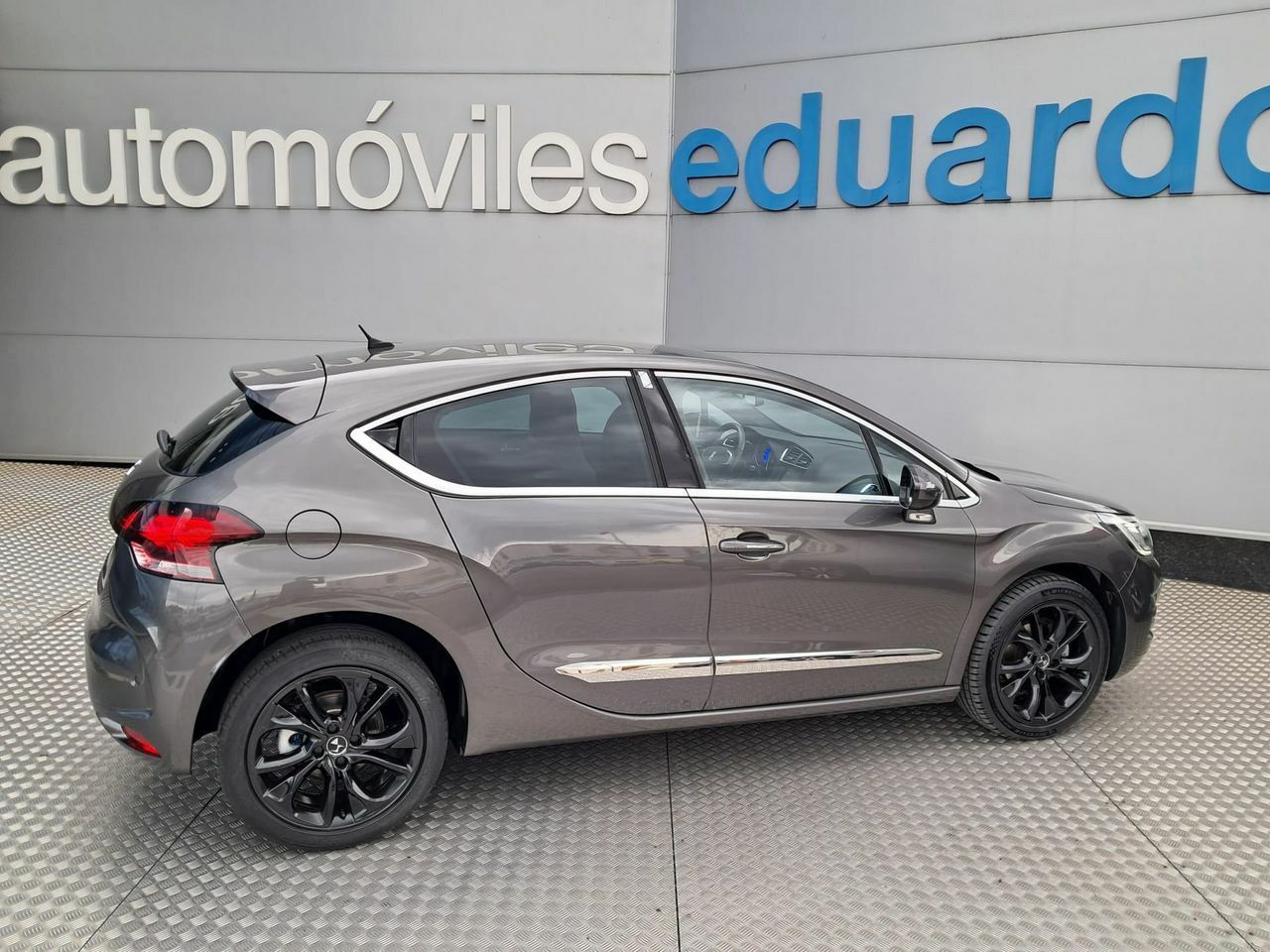 DS DS 4 1.2 PureTech 96kW 130CV SS Style - Foto 5