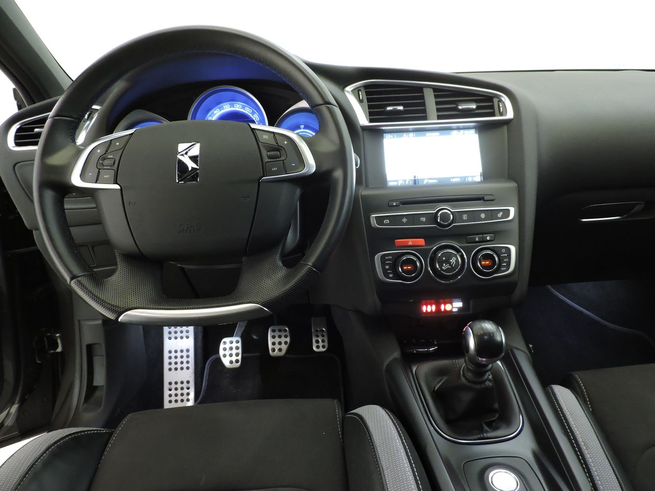 DS DS 4 1.2 PureTech 96kW 130CV SS Style - Foto 7