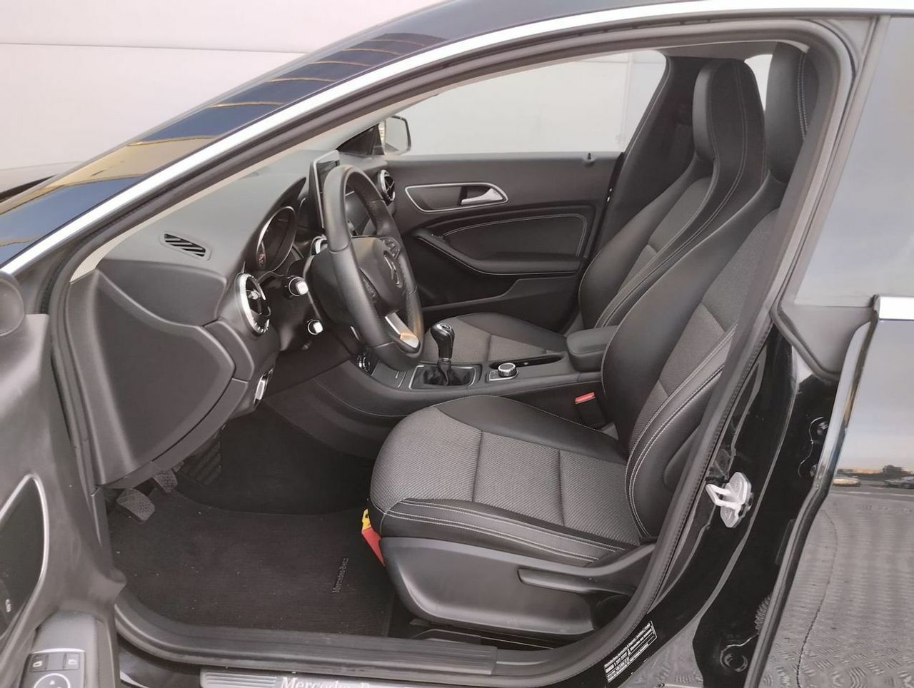 Mercedes Clase CLA 200 d Shooting Brake - Foto 9