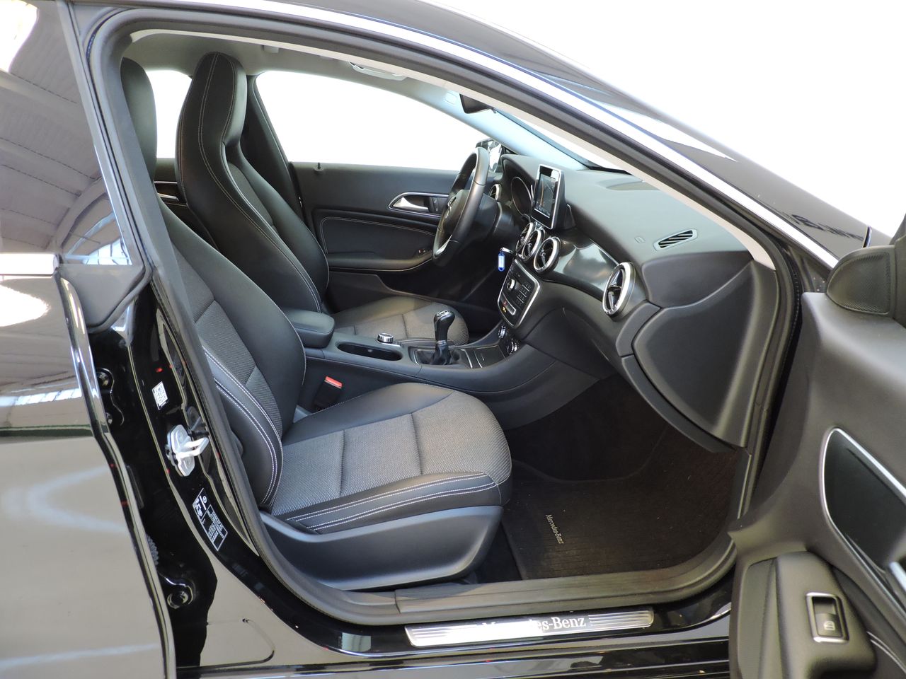 Mercedes Clase CLA 180 d Shooting Brake - Foto 10