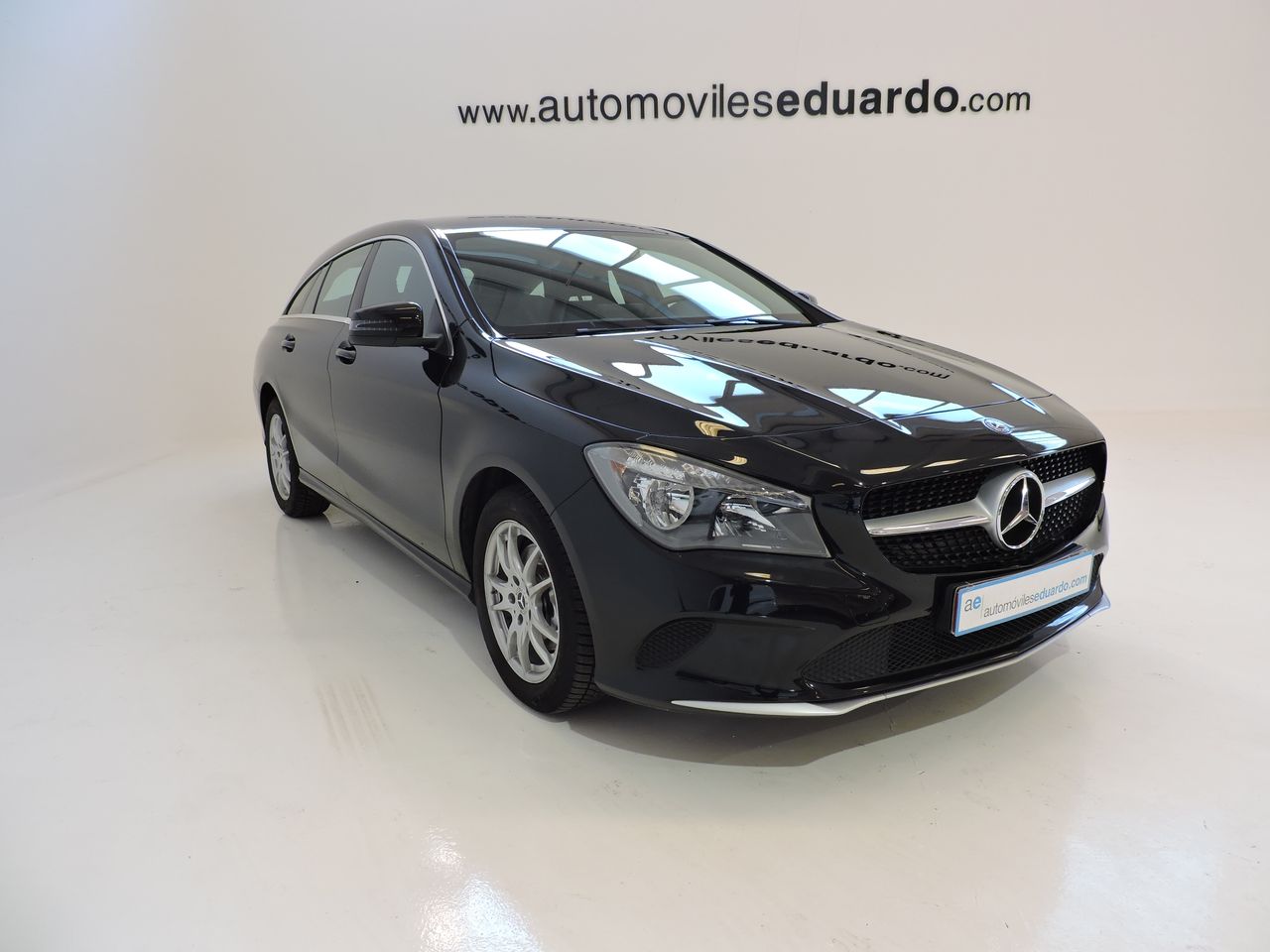 Mercedes Clase CLA 180 d Shooting Brake - Foto 4