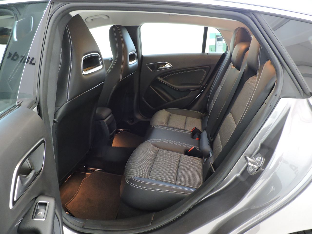 Mercedes CLA CLA 180 Shooting Brake - Foto 11