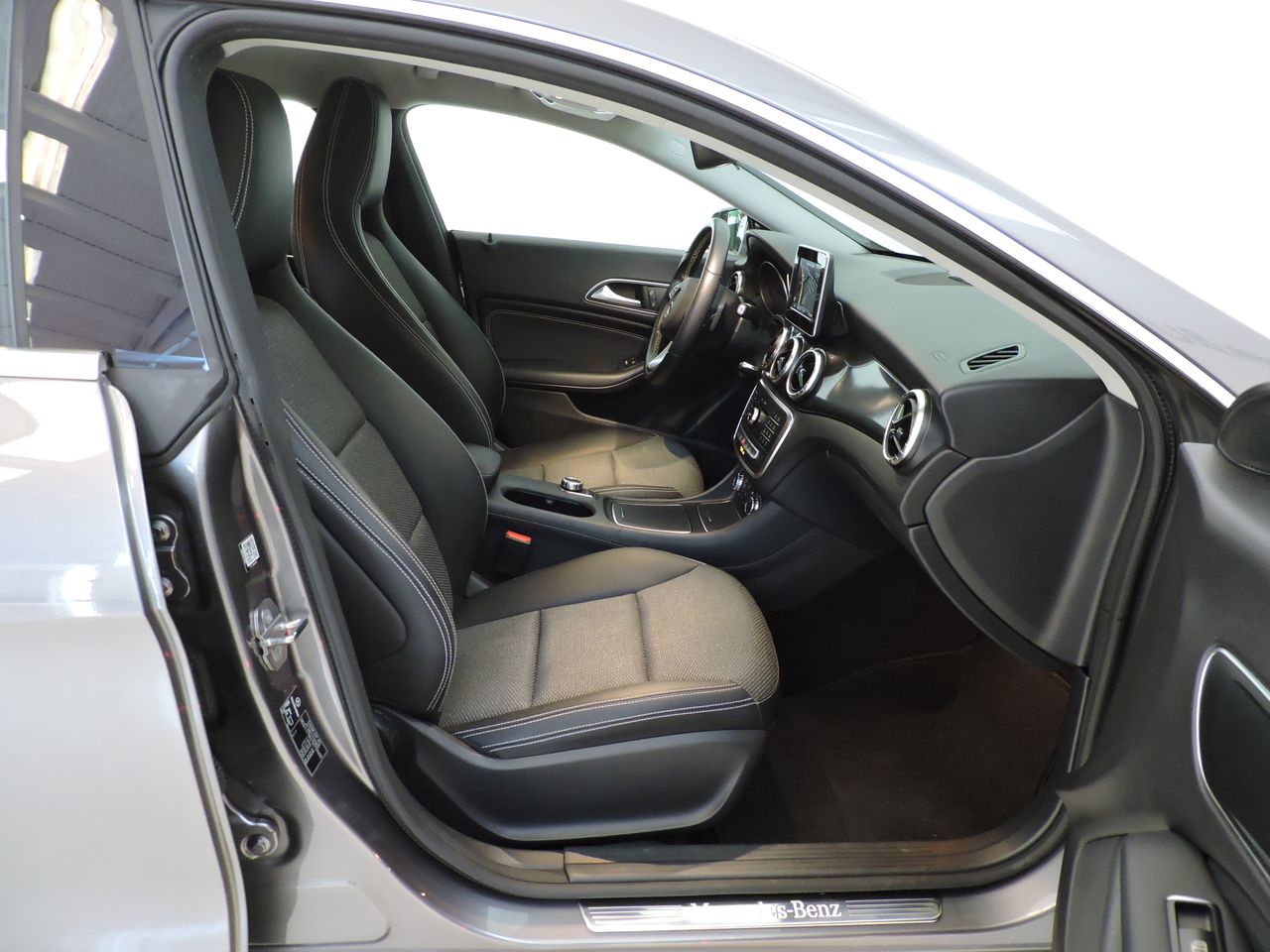 Mercedes CLA CLA 180 Shooting Brake - Foto 10