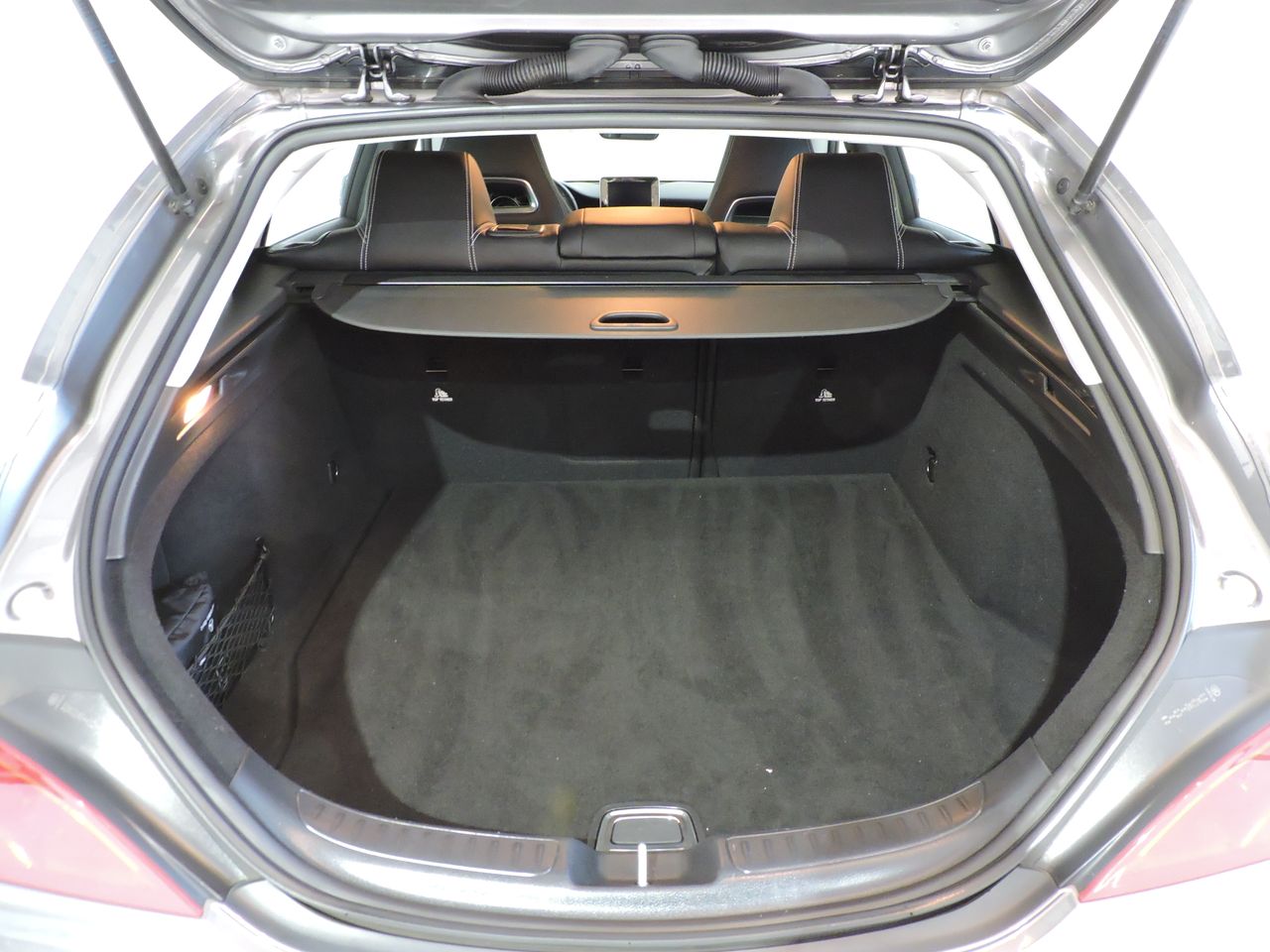 Mercedes CLA CLA 180 Shooting Brake - Foto 14