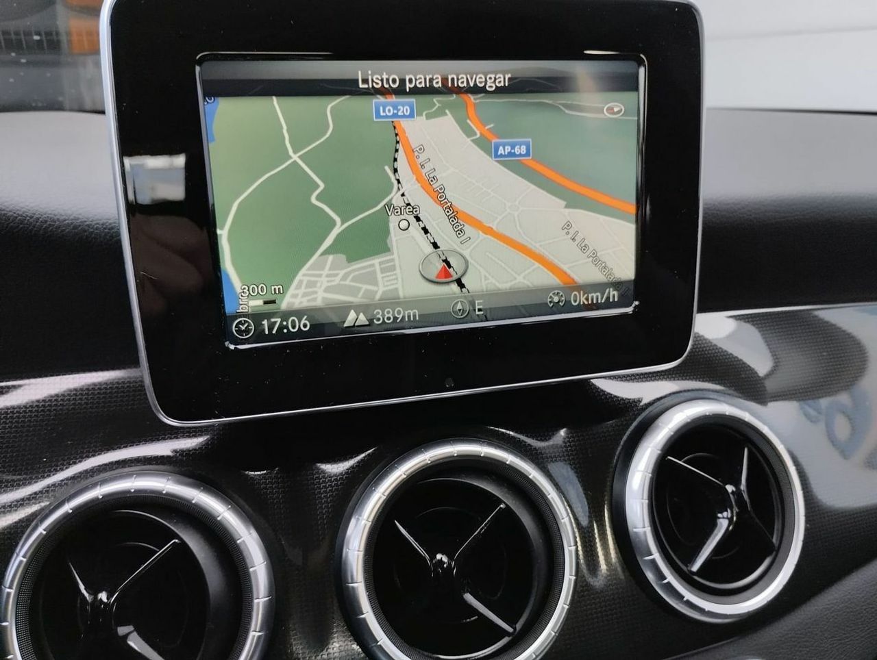 Mercedes CLA CLA 180 Shooting Brake - Foto 13