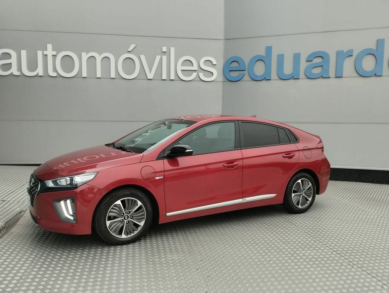 Hyundai IONIQ 1.6 GDI PHEV Klass DCT - Foto 4