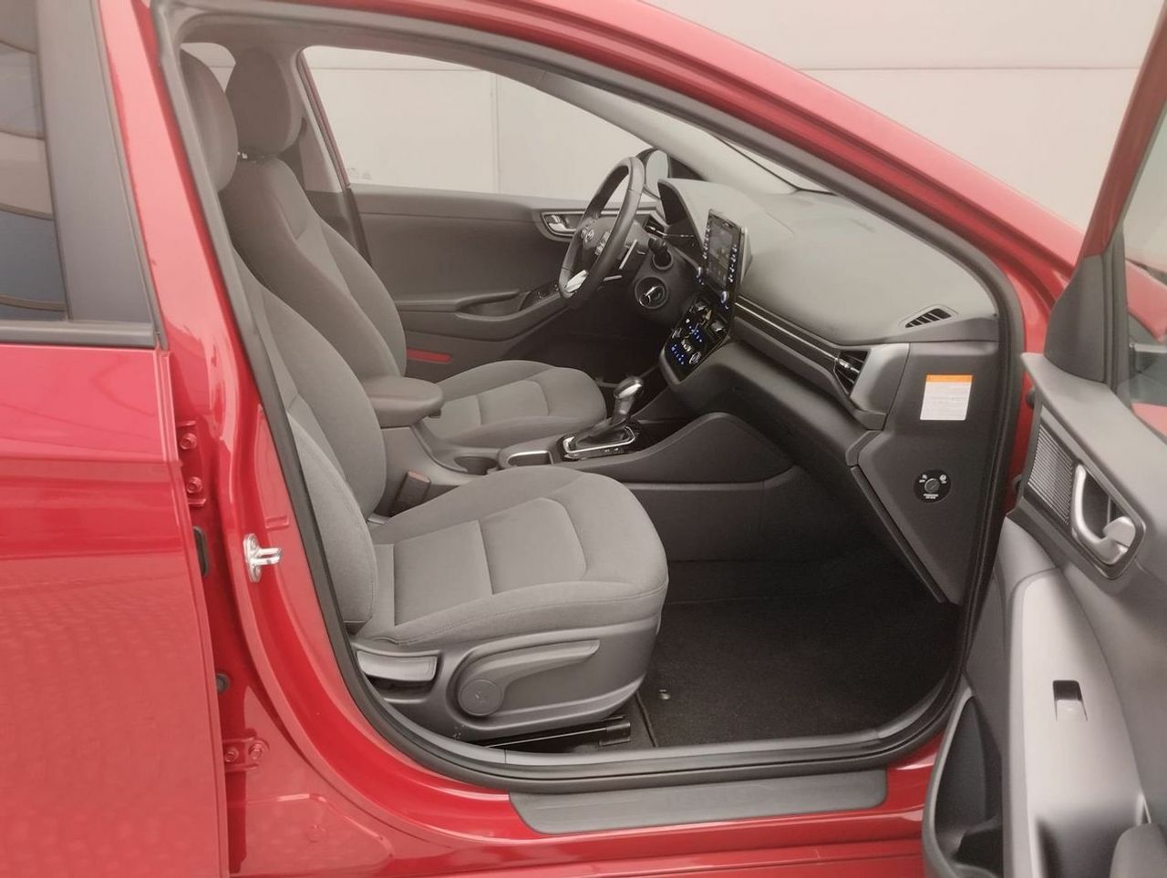 Hyundai IONIQ 1.6 GDI PHEV Klass DCT - Foto 10