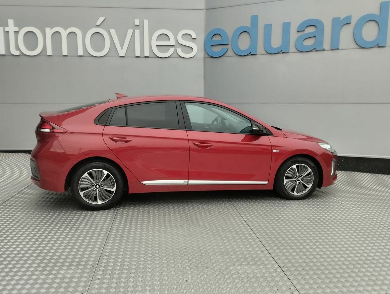 Hyundai IONIQ 1.6 GDI PHEV Klass DCT - Foto 5