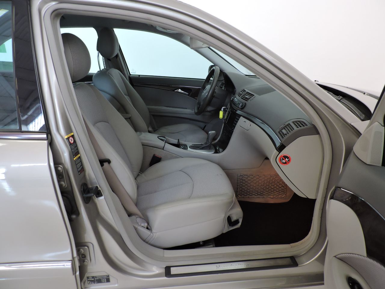 Mercedes Clase E E 200 K CLASSIC - Foto 10