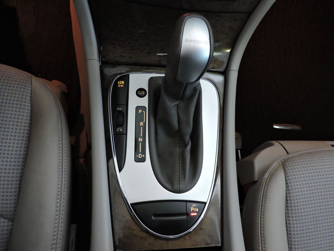 Mercedes Clase E E 200 K CLASSIC - Foto 13